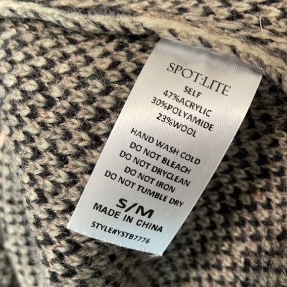 SPOT:LITE Crew Neck Women’s Sweater/ Pink & Animal Small/Medium - Picture 7 of 7